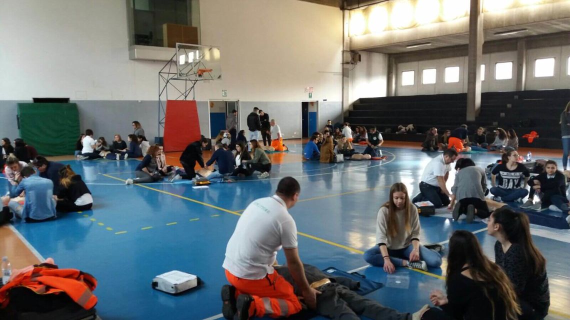 160-persone-al-corso-di-blsd-laico-a-meda